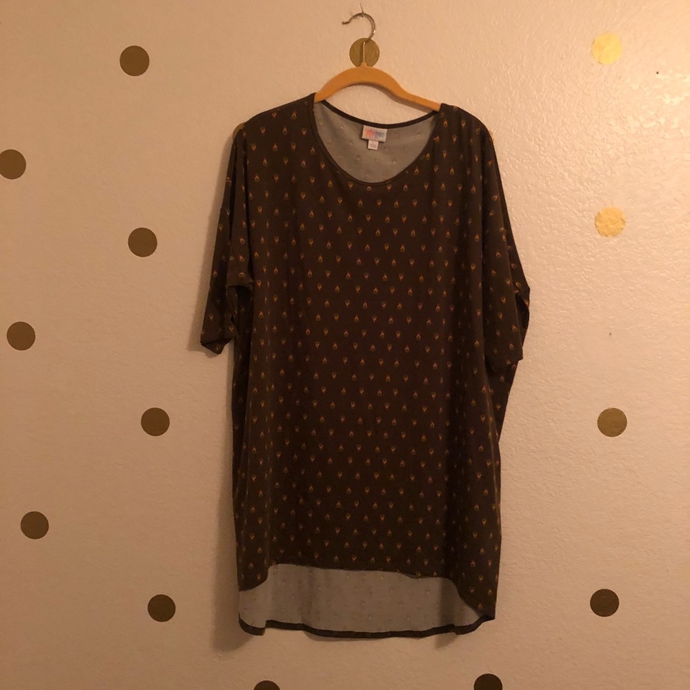 Army green LULAROE Irma shirt Large